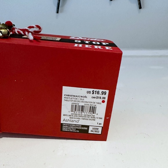 NWT 2 pc set - Ashland - wood Christmas decor - Picture 3 of 4